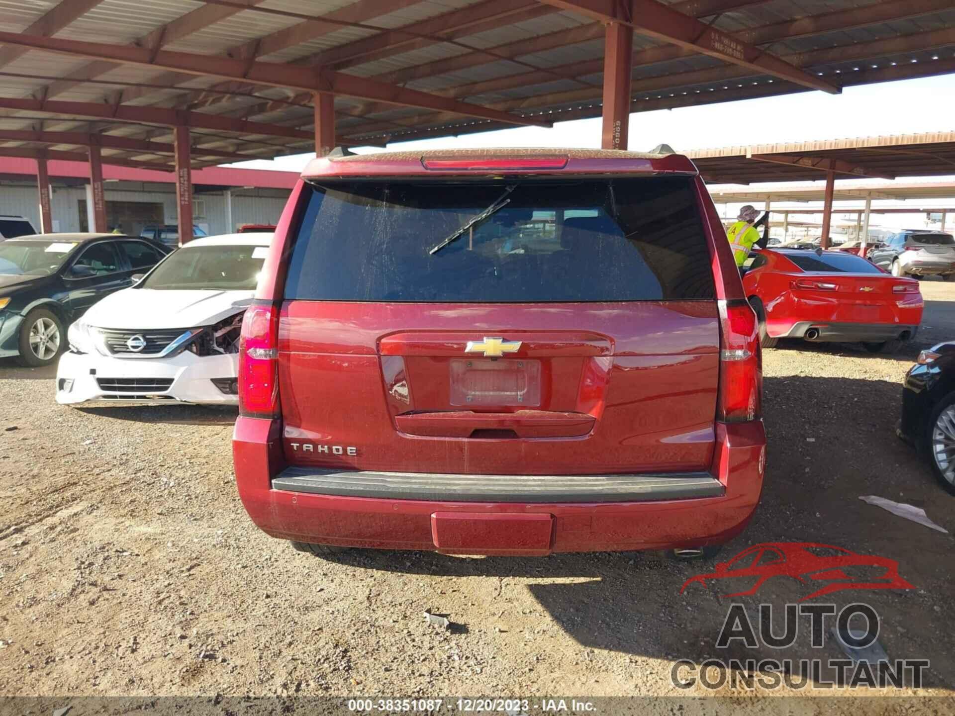 CHEVROLET TAHOE 2018 - 1GNSCBKC2JR386928