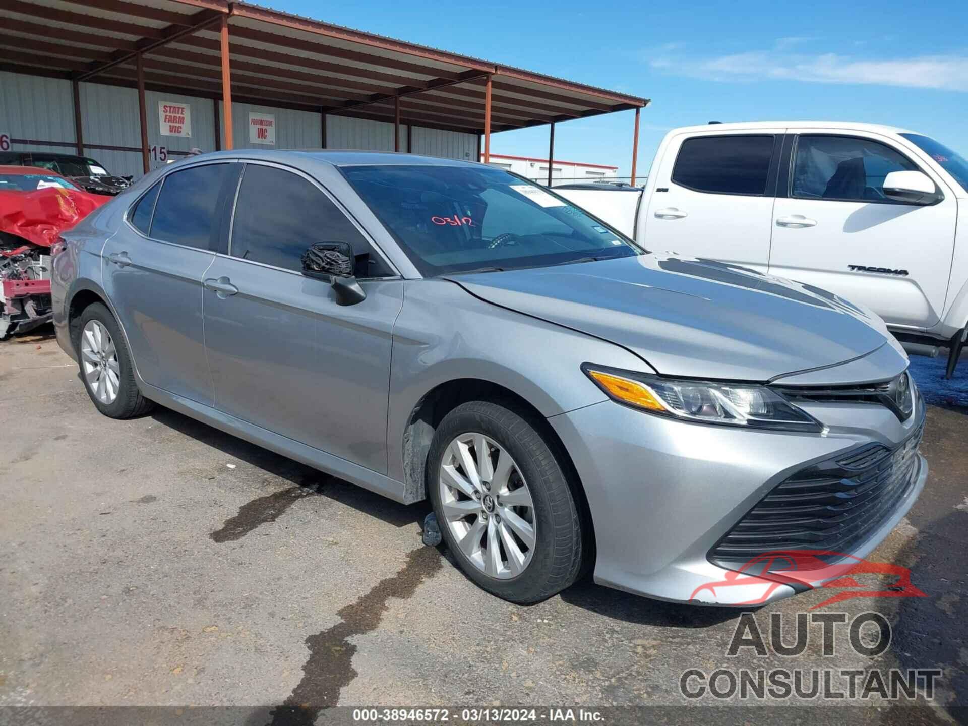 TOYOTA CAMRY 2019 - 4T1B11HK7KU256094