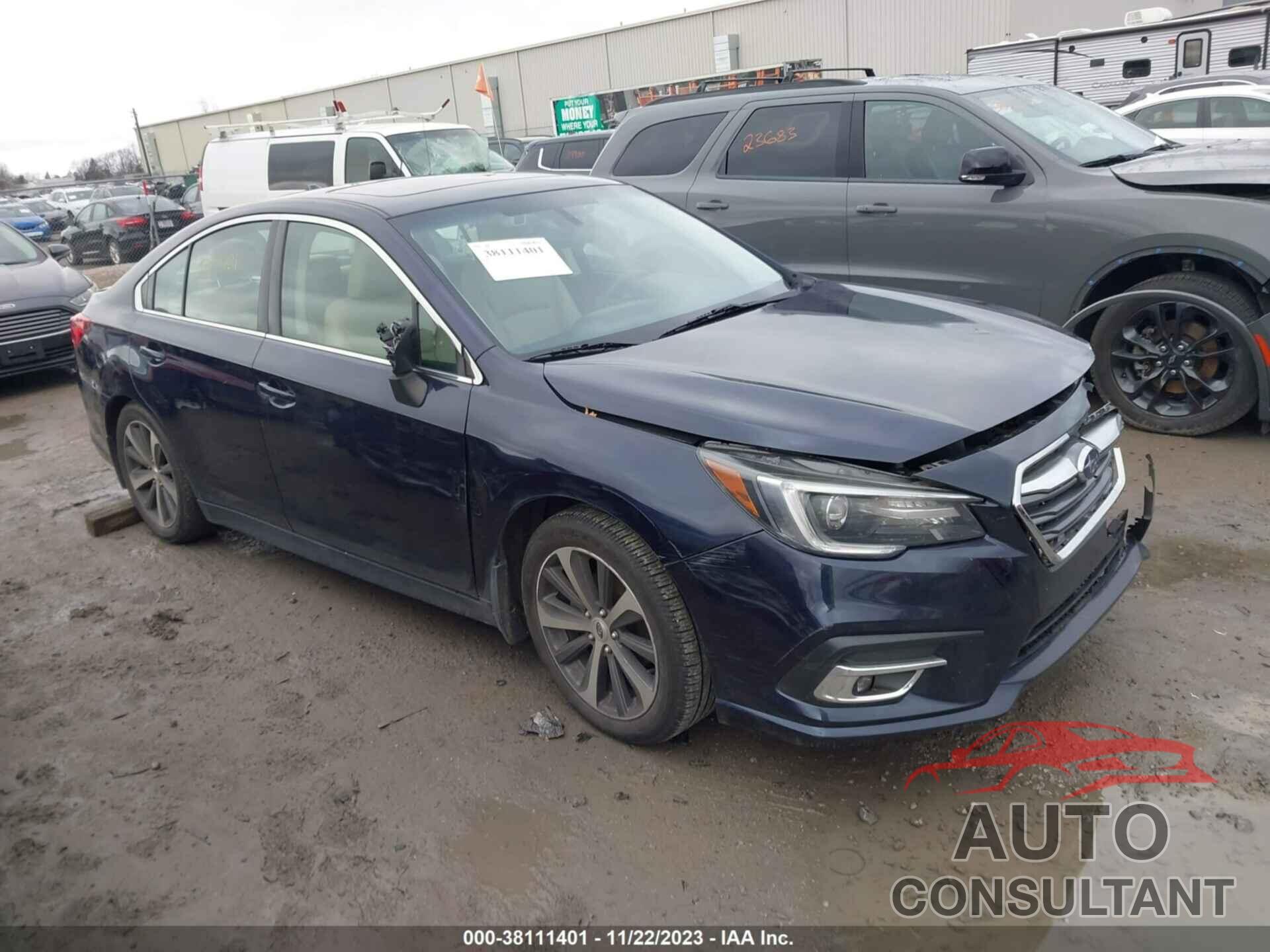 SUBARU LEGACY 2018 - 4S3BNAN66J3023215