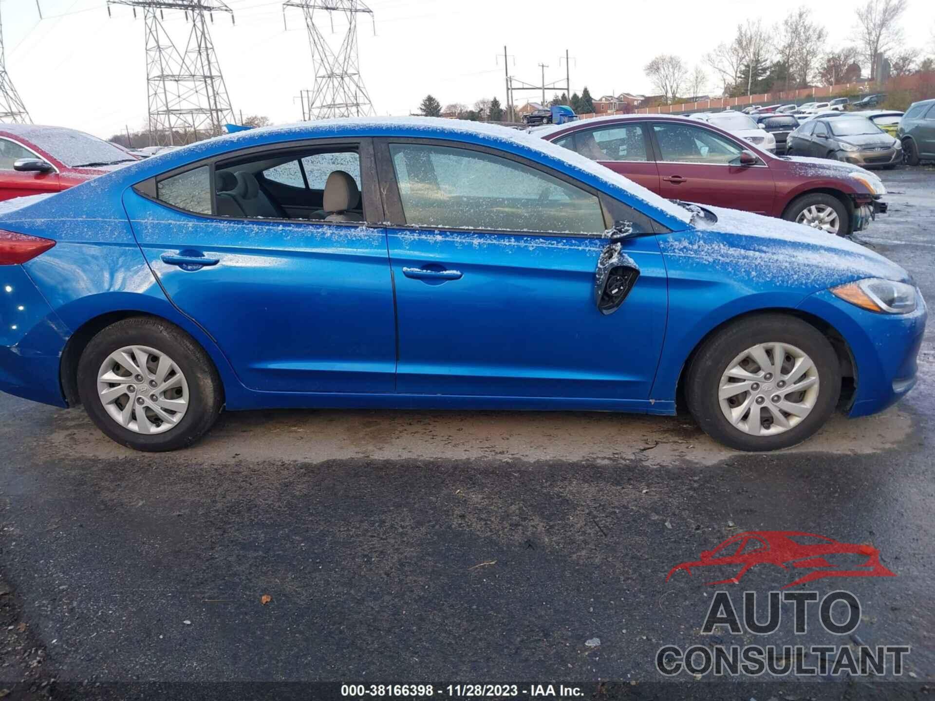 HYUNDAI ELANTRA 2017 - 5NPD74LF3HH211390