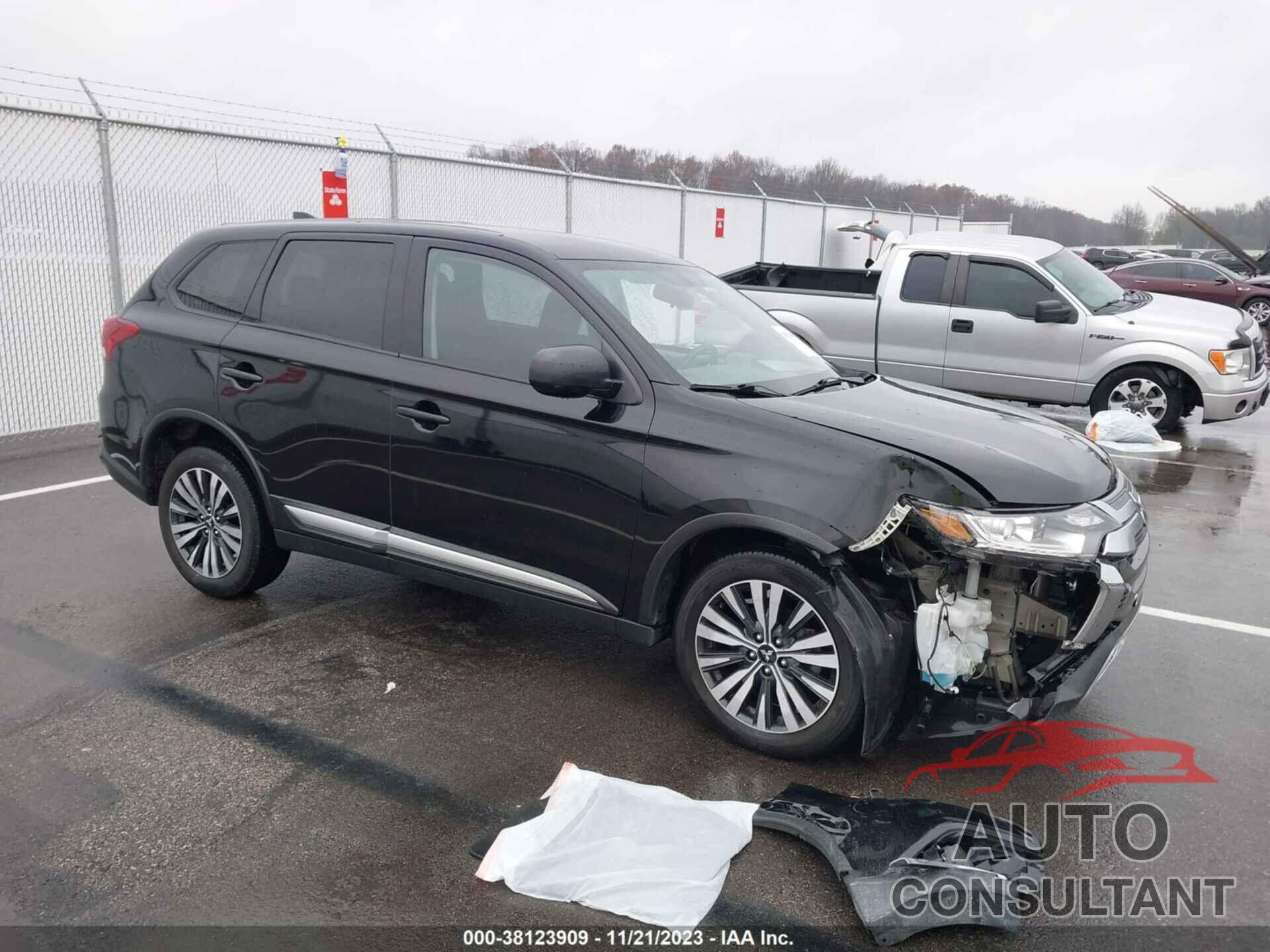 MITSUBISHI OUTLANDER 2020 - JA4AD2A38LZ048109
