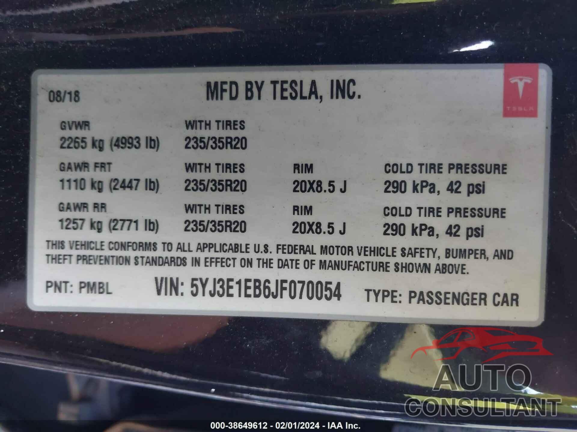 TESLA MODEL 3 2018 - 5YJ3E1EB6JF070054