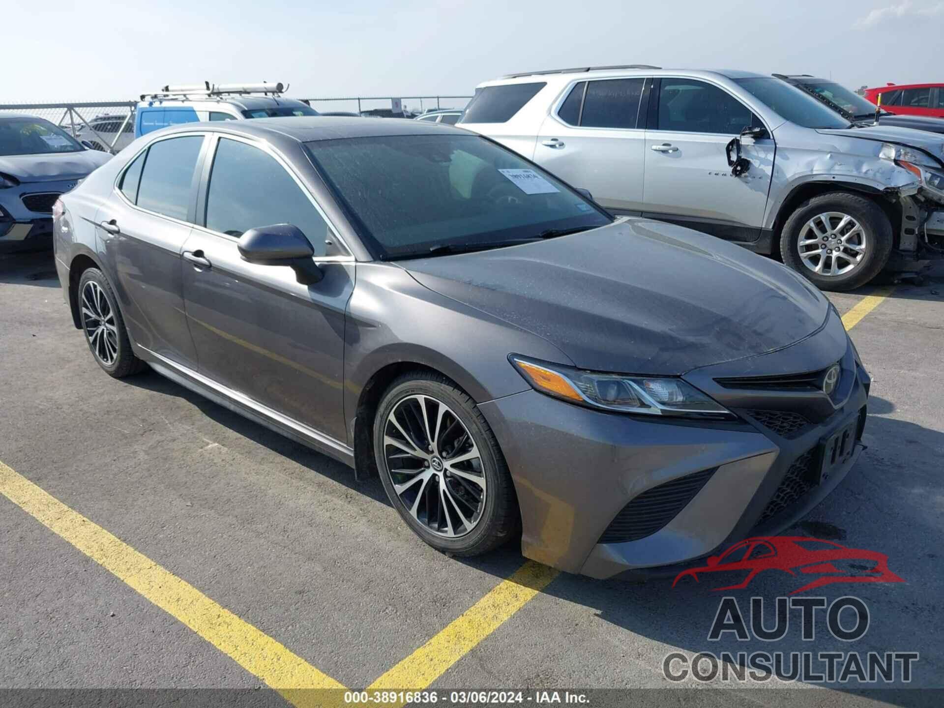 TOYOTA CAMRY 2020 - 4T1G11AK0LU905297