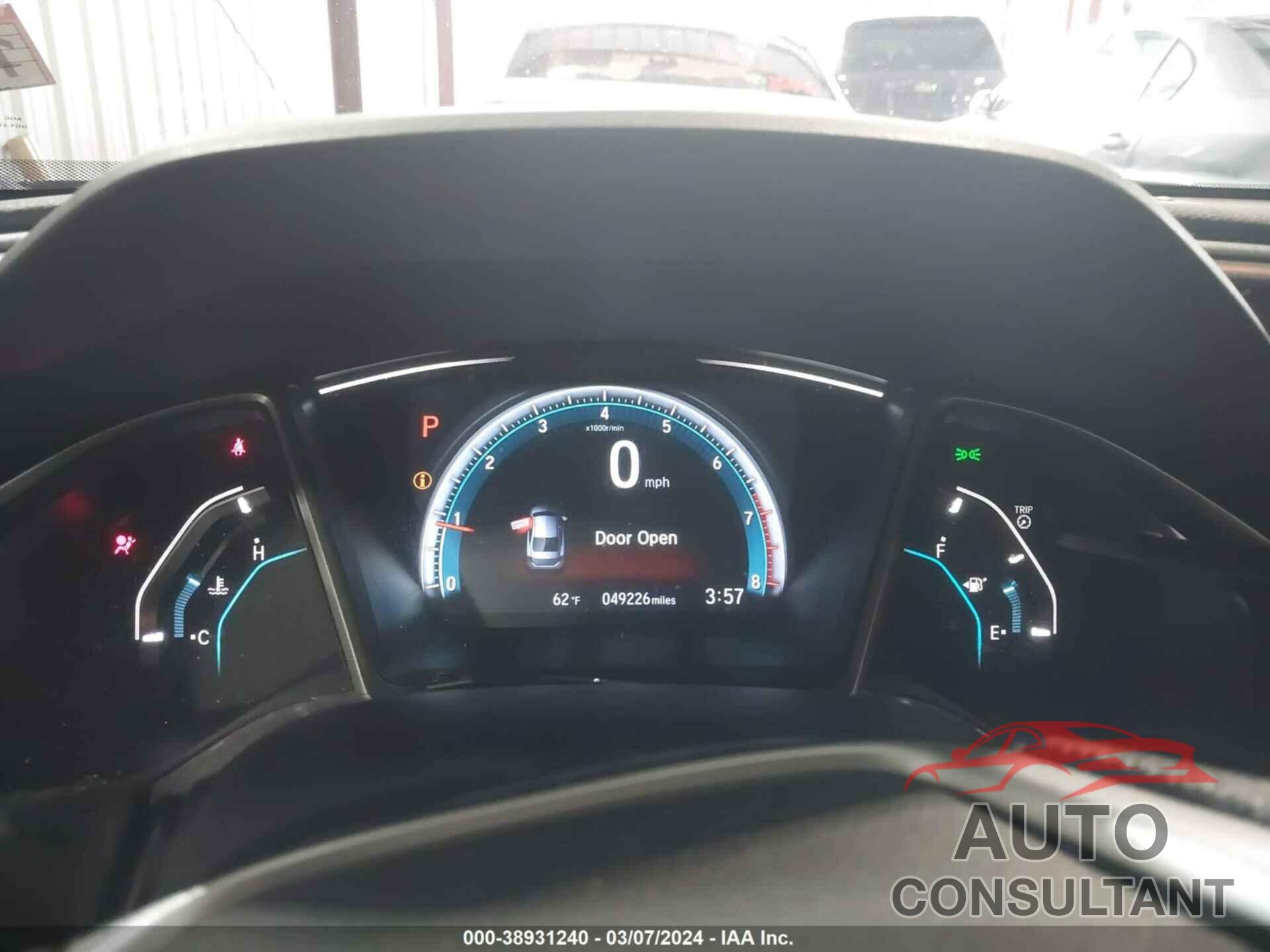 HONDA CIVIC 2018 - 19XFC2F76JE040075