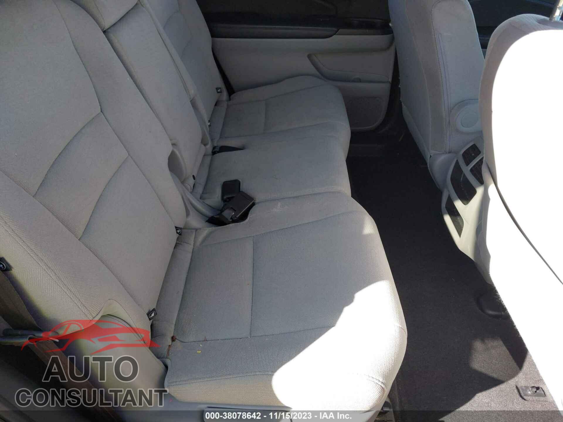 HONDA PILOT 2017 - 5FNYF5H10HB006535