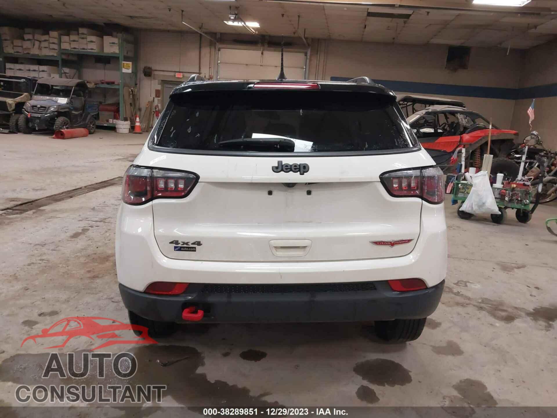 JEEP COMPASS 2018 - 3C4NJDDB4JT212698