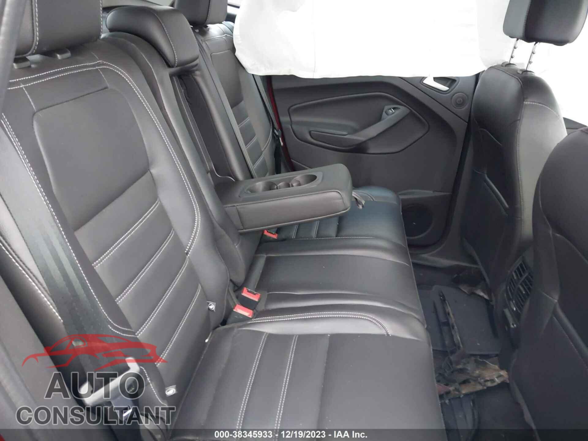 FORD C-MAX 2017 - 1FADP5FU5HL109574