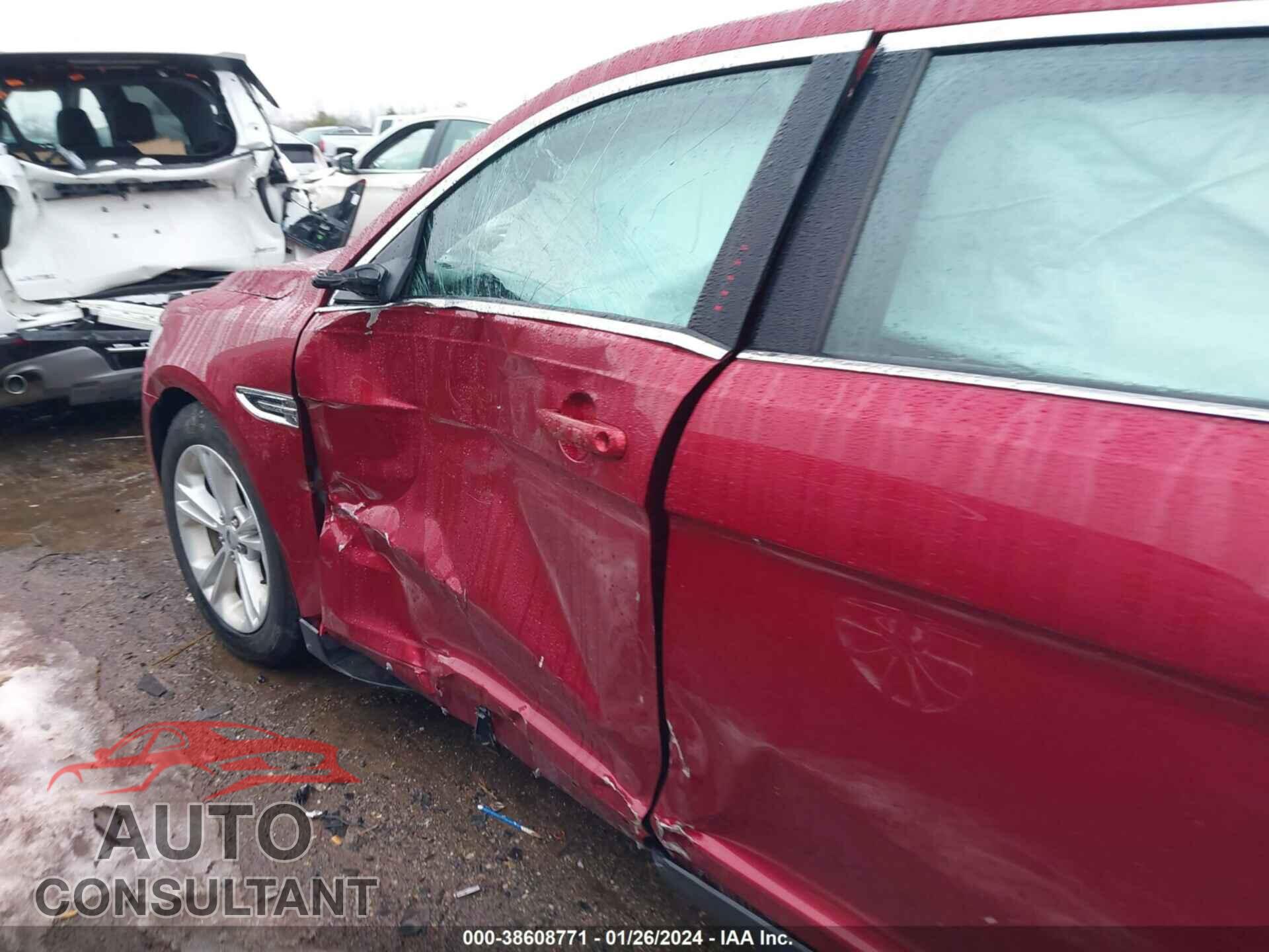 FORD TAURUS 2017 - 1FAHP2E84HG110518