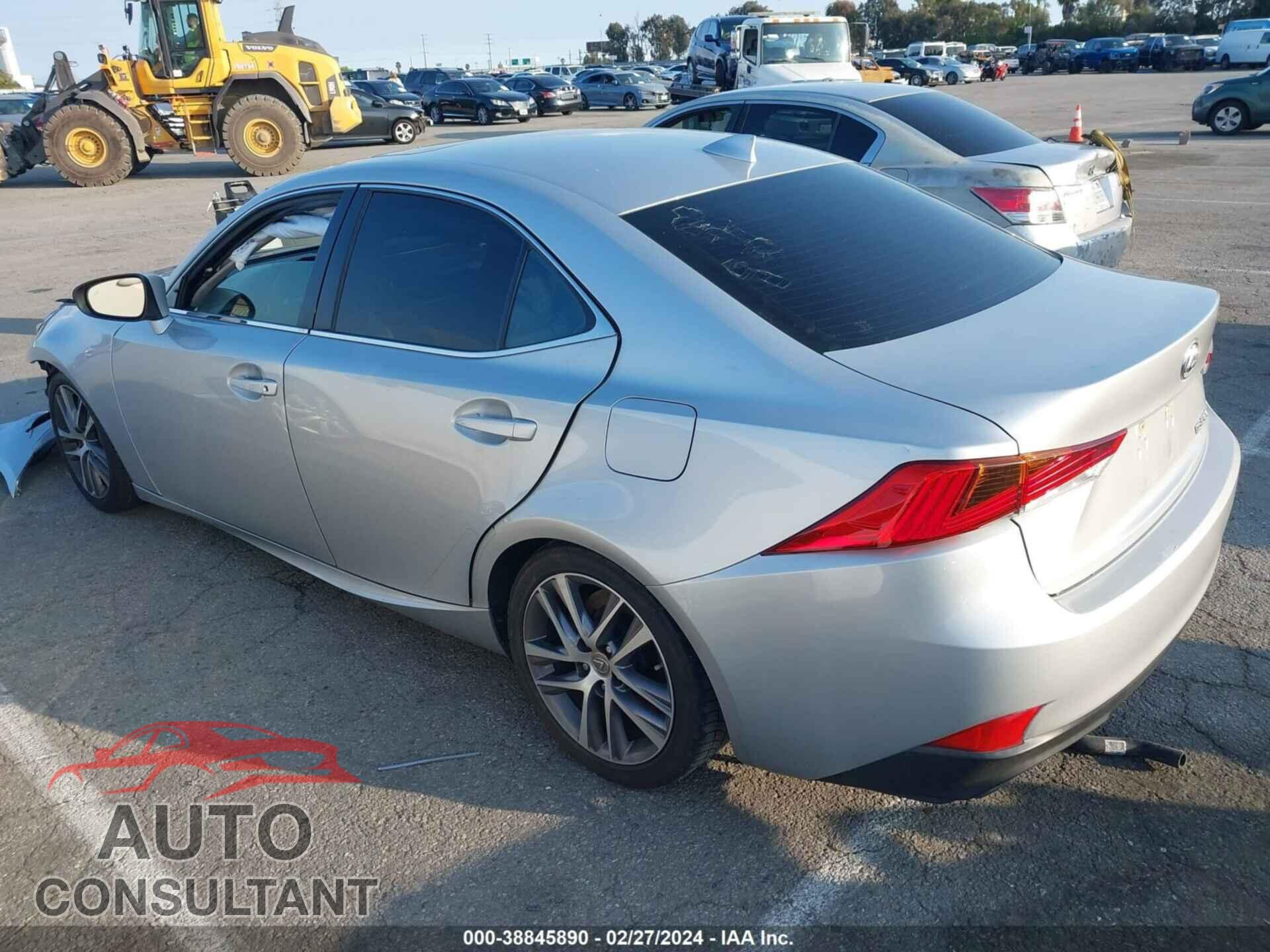 LEXUS IS 300 2018 - JTHBA1D29J5077735