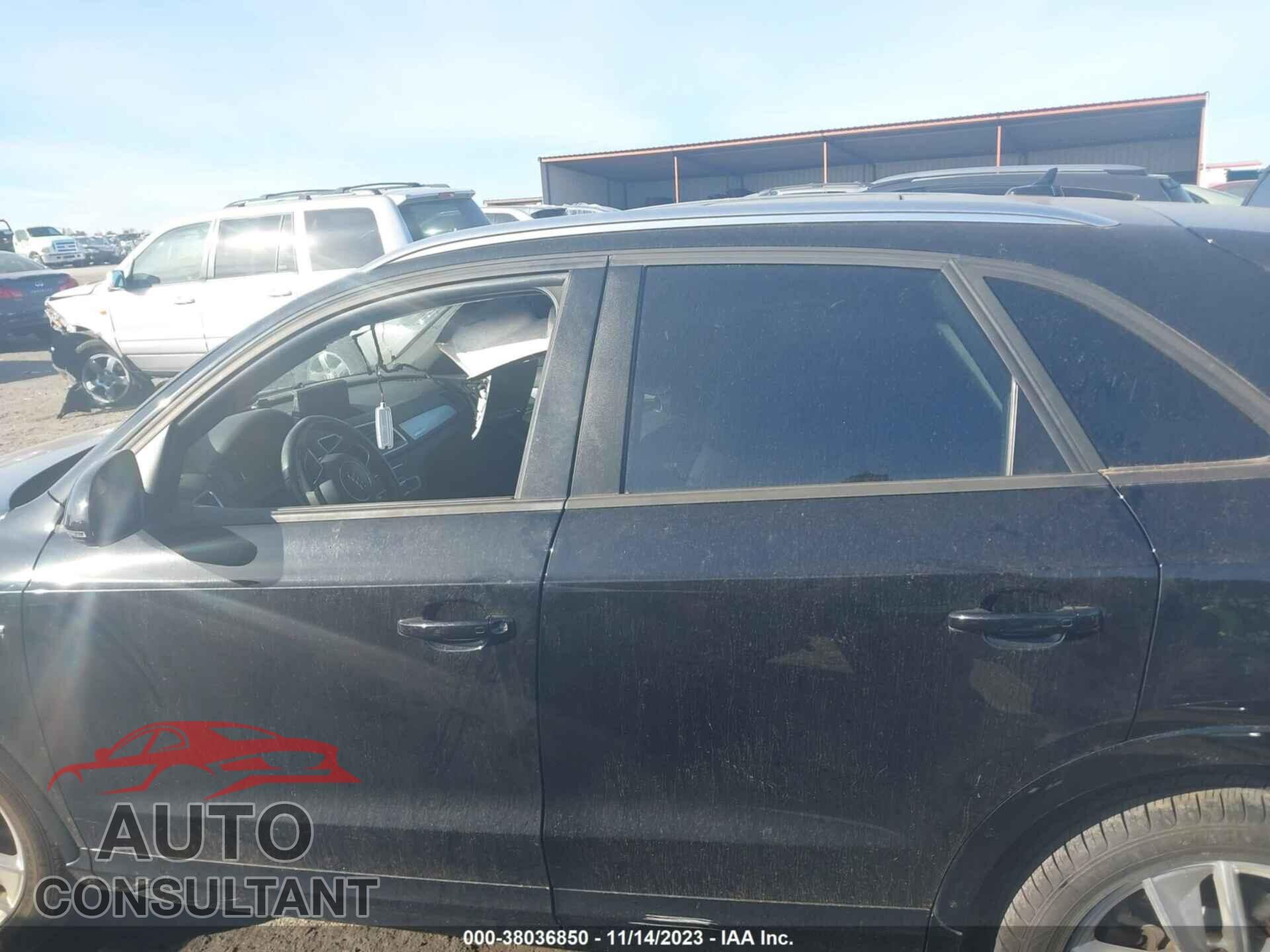 AUDI Q3 2018 - WA1ECCFS7JR025962