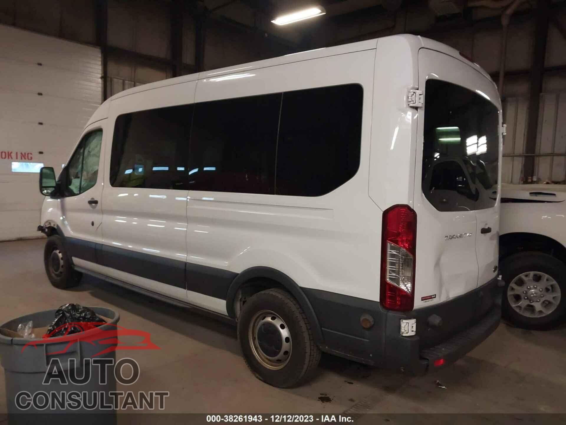 FORD TRANSIT-150 2017 - 1FTYE2CM2HKA19499