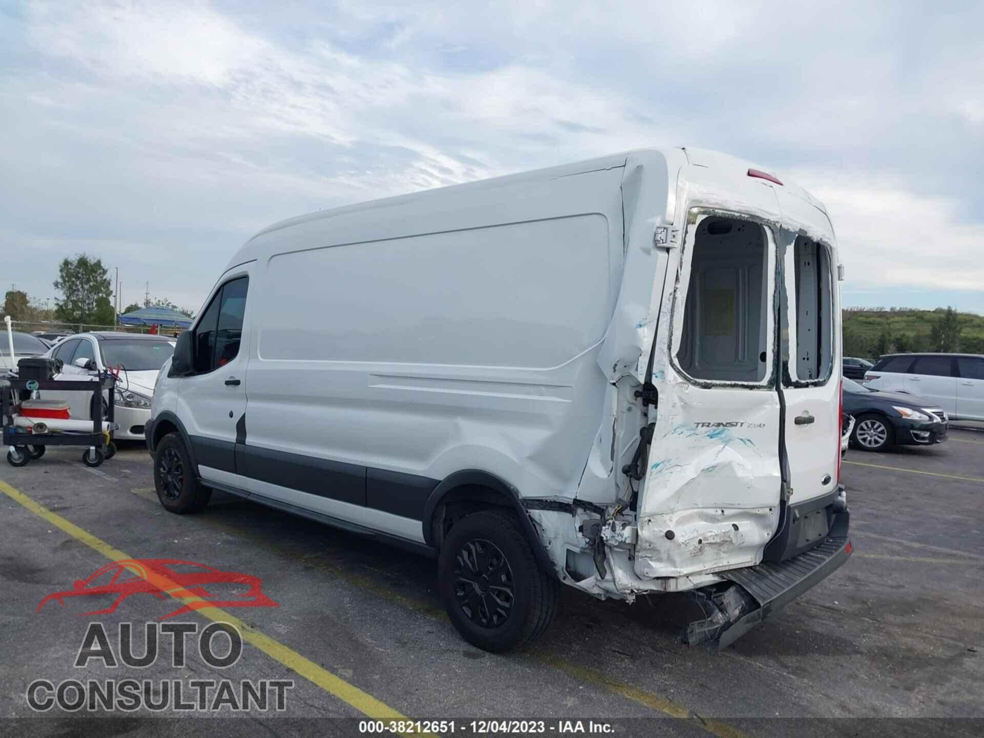 FORD TRANSIT-250 2016 - 1FTYR2CM3GKA72330