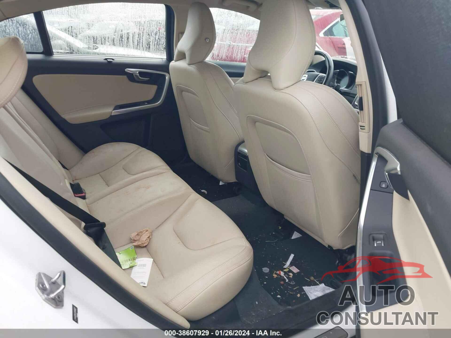 VOLVO S60 2018 - LYV402HM1JB166827