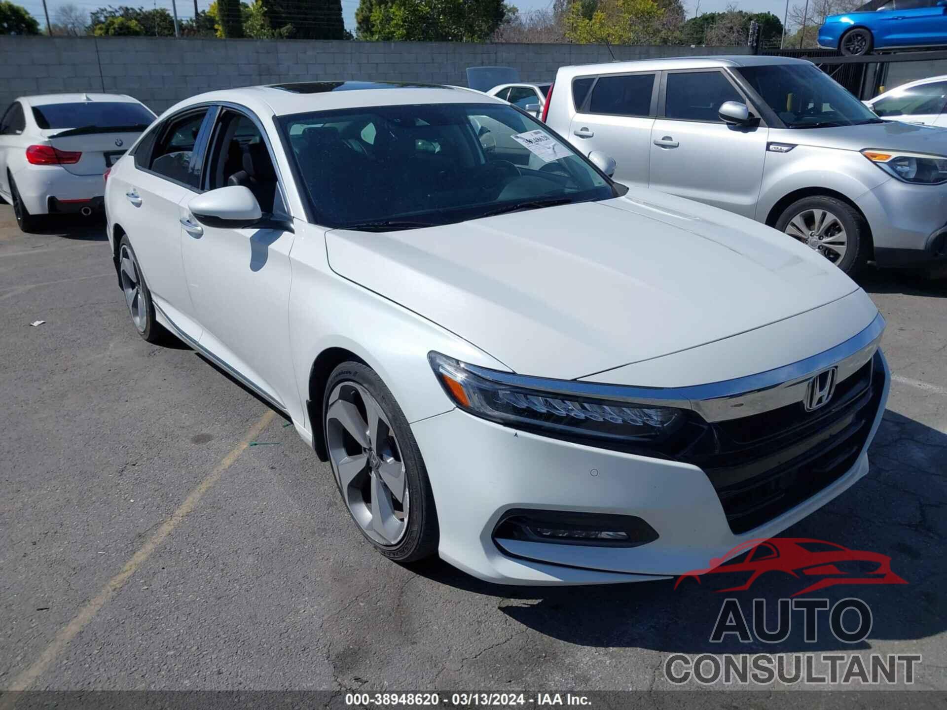 HONDA ACCORD 2018 - 1HGCV2F91JA038642