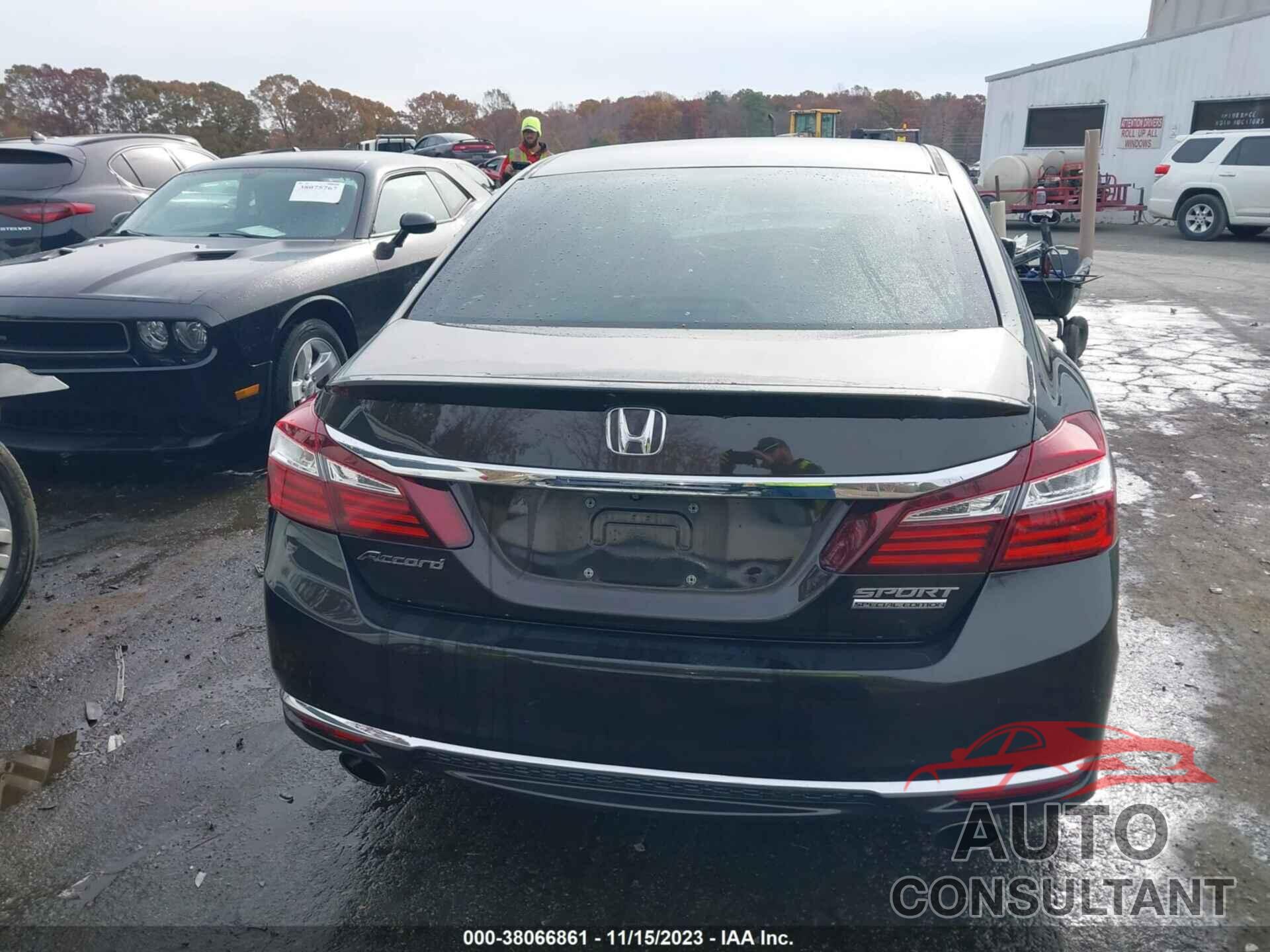 HONDA ACCORD 2017 - 1HGCR2F17HA297371