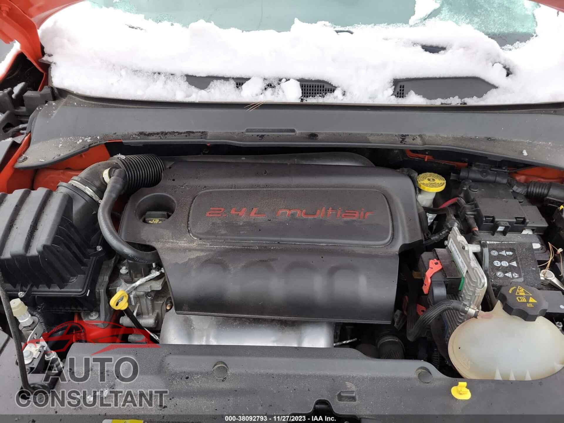 JEEP COMPASS 2018 - 3C4NJDDB2JT320933