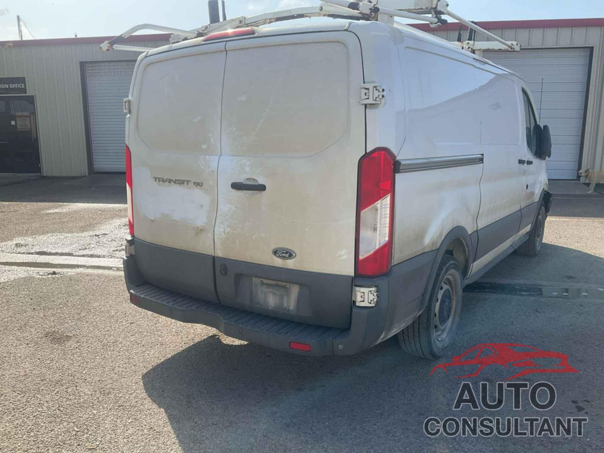 FORD TRANSIT-150 2017 - 1FTYE1YM7HKA73822