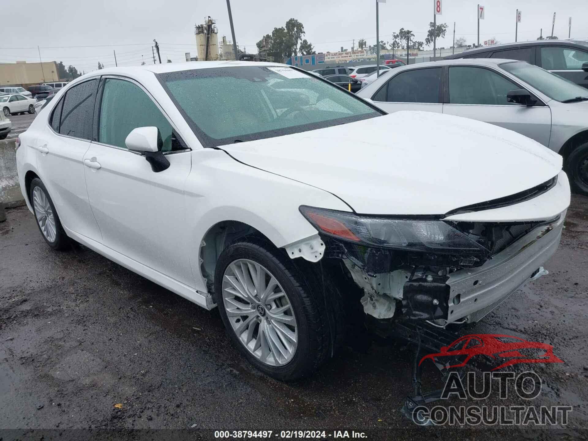 TOYOTA CAMRY 2020 - 4T1F11AK1LU368743