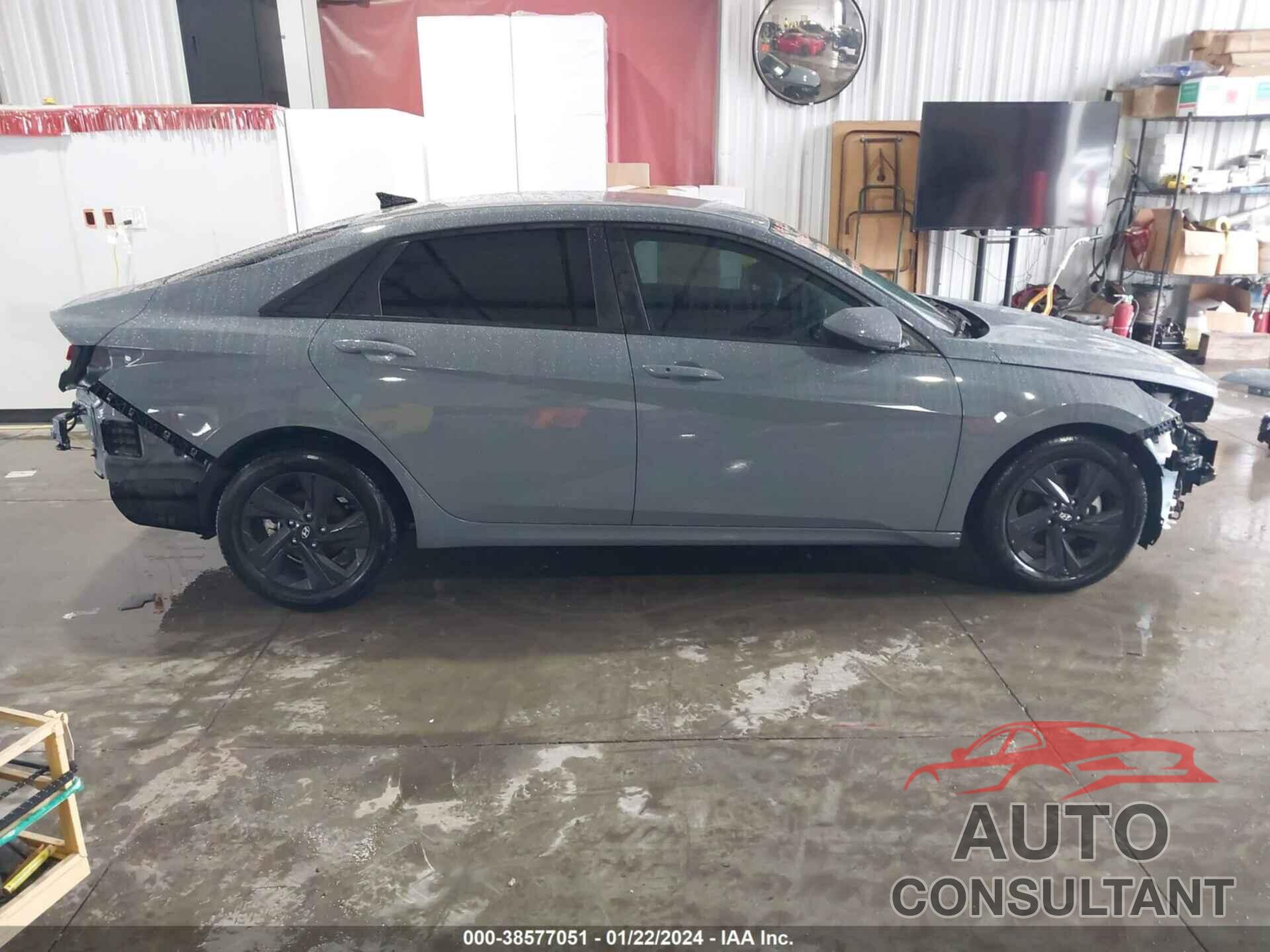 HYUNDAI ELANTRA 2023 - KMHLM4AG7PU392848