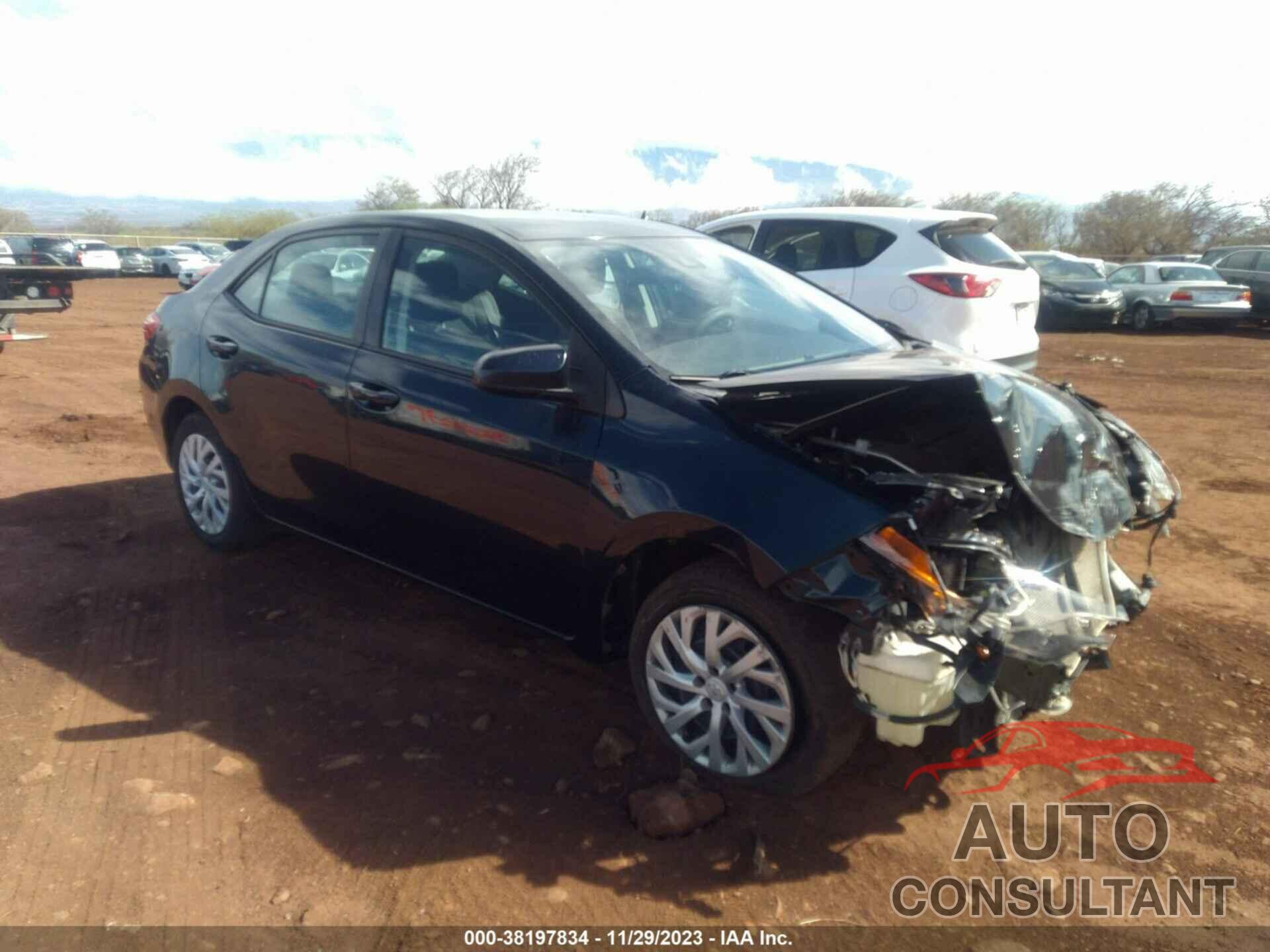 TOYOTA COROLLA 2018 - 5YFBURHE5JP752446