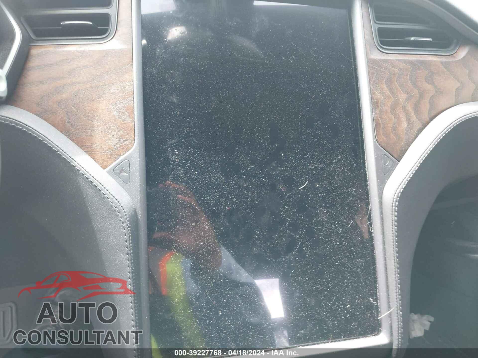 TESLA MODEL S 2018 - 5YJSA1E20JF297702
