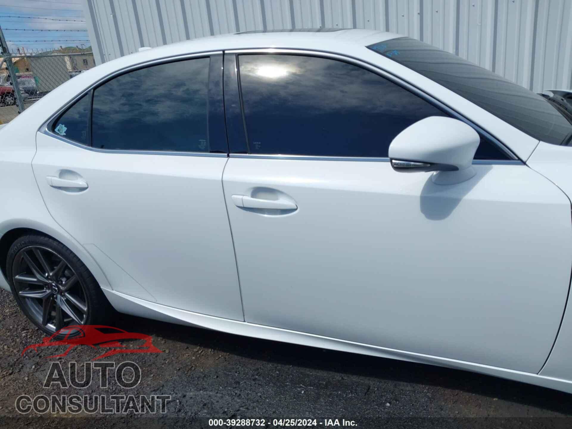 LEXUS IS 300 2019 - JTHBA1D23K5095486