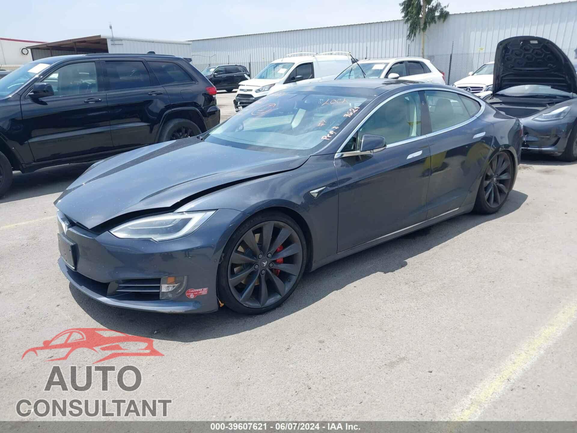 TESLA MODEL S 2017 - 5YJSA1E43HF200908