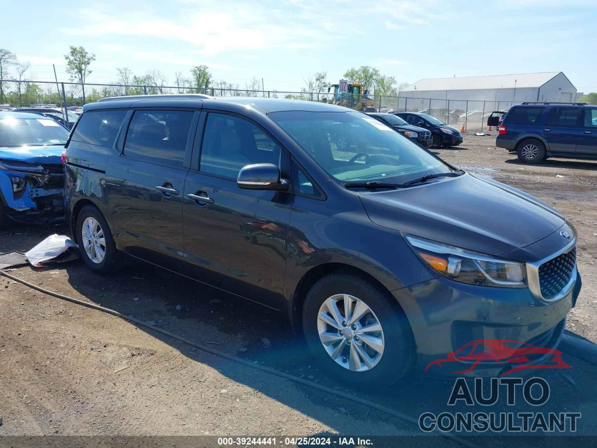 KIA SEDONA 2018 - KNDMB5C11J6379795