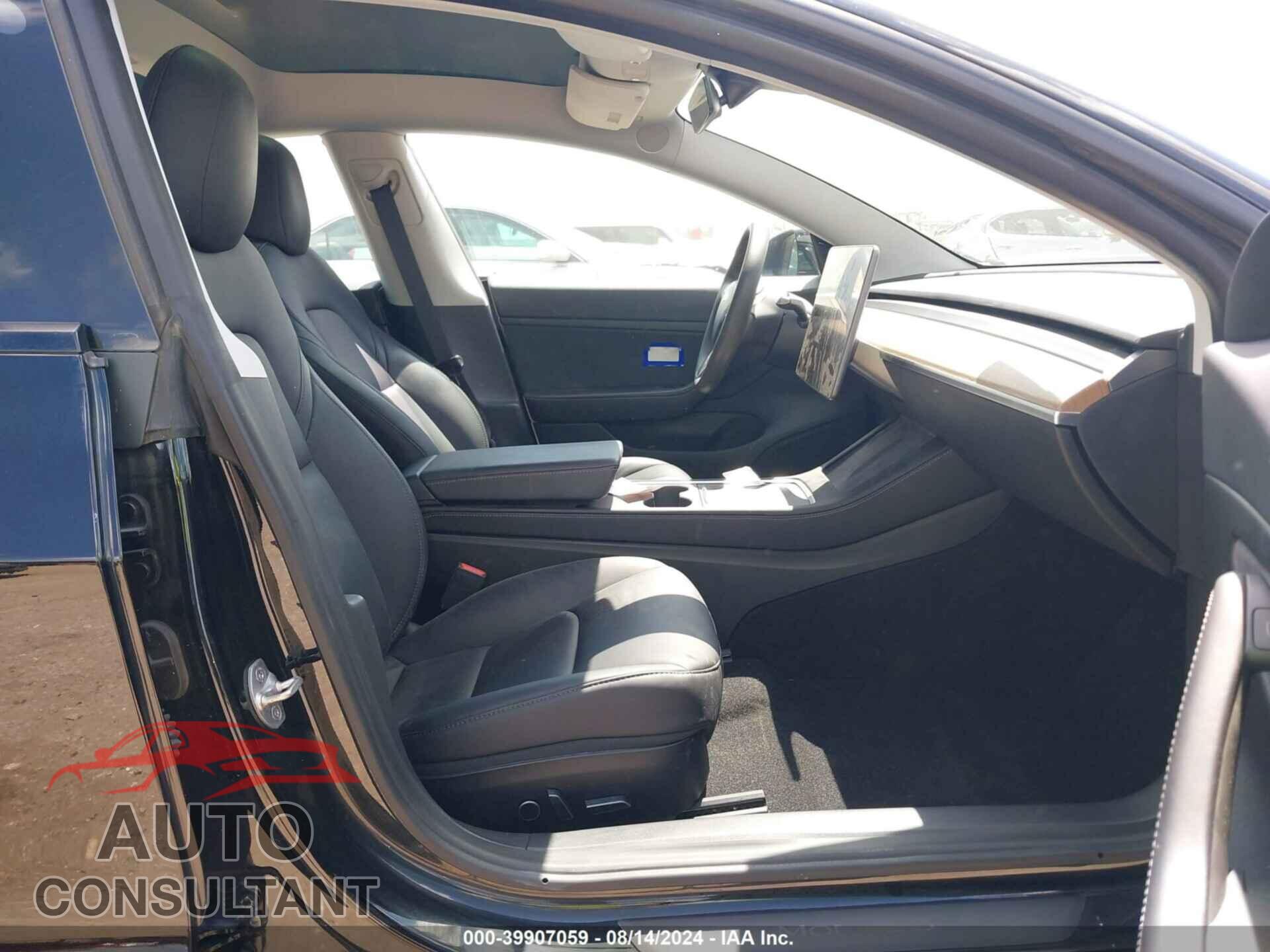 TESLA MODEL 3 2021 - 5YJ3E1EA8MF919614