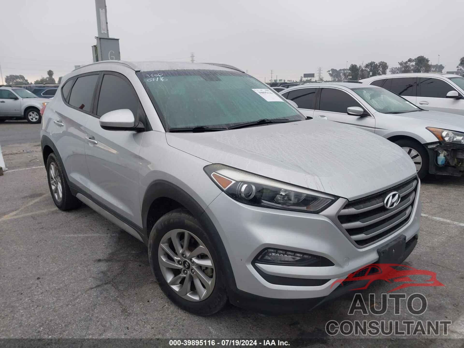 HYUNDAI TUCSON 2018 - KM8J33A43JU719456