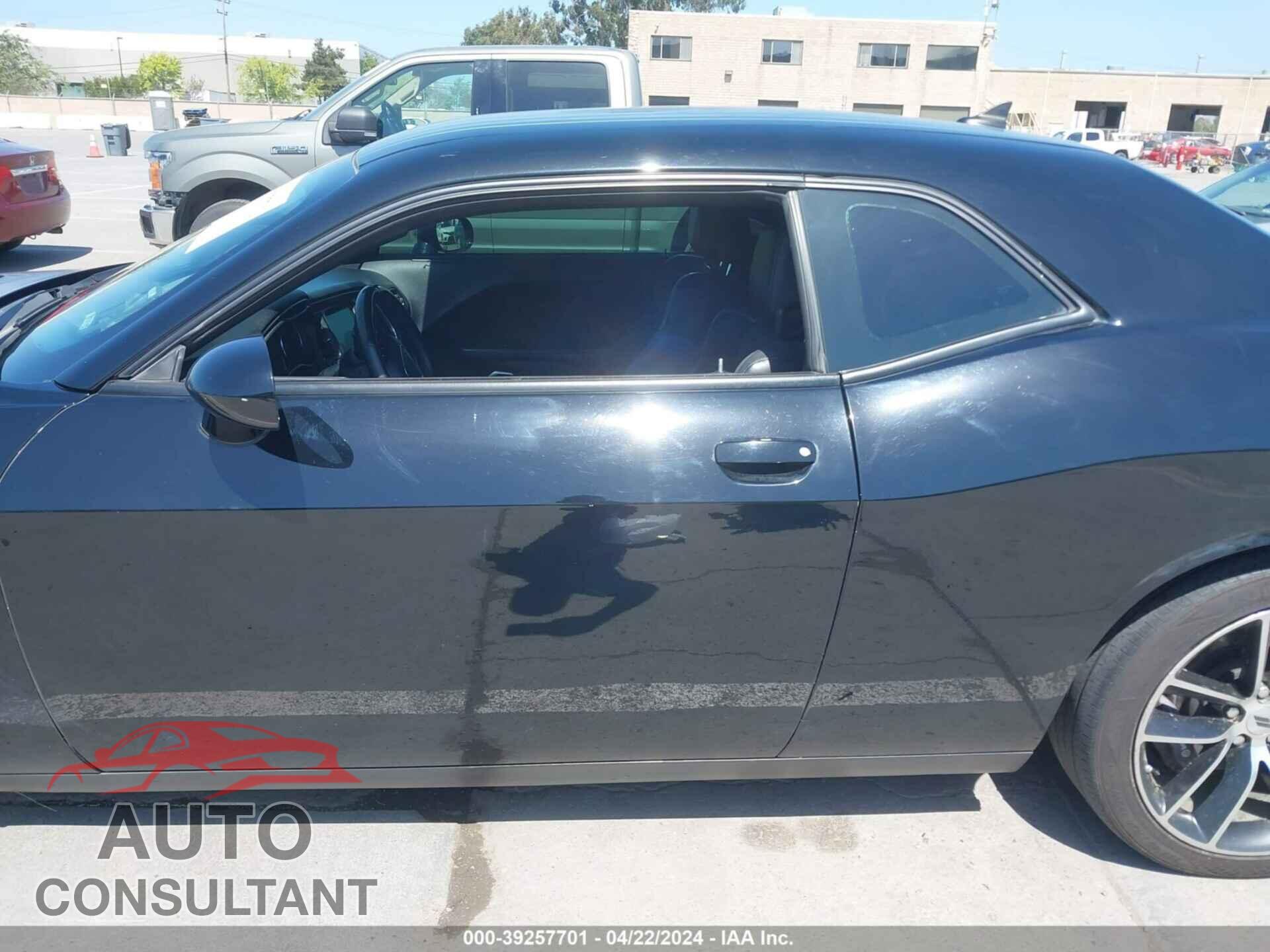 DODGE CHALLENGER 2017 - 2C3CDZFJ2HH610970