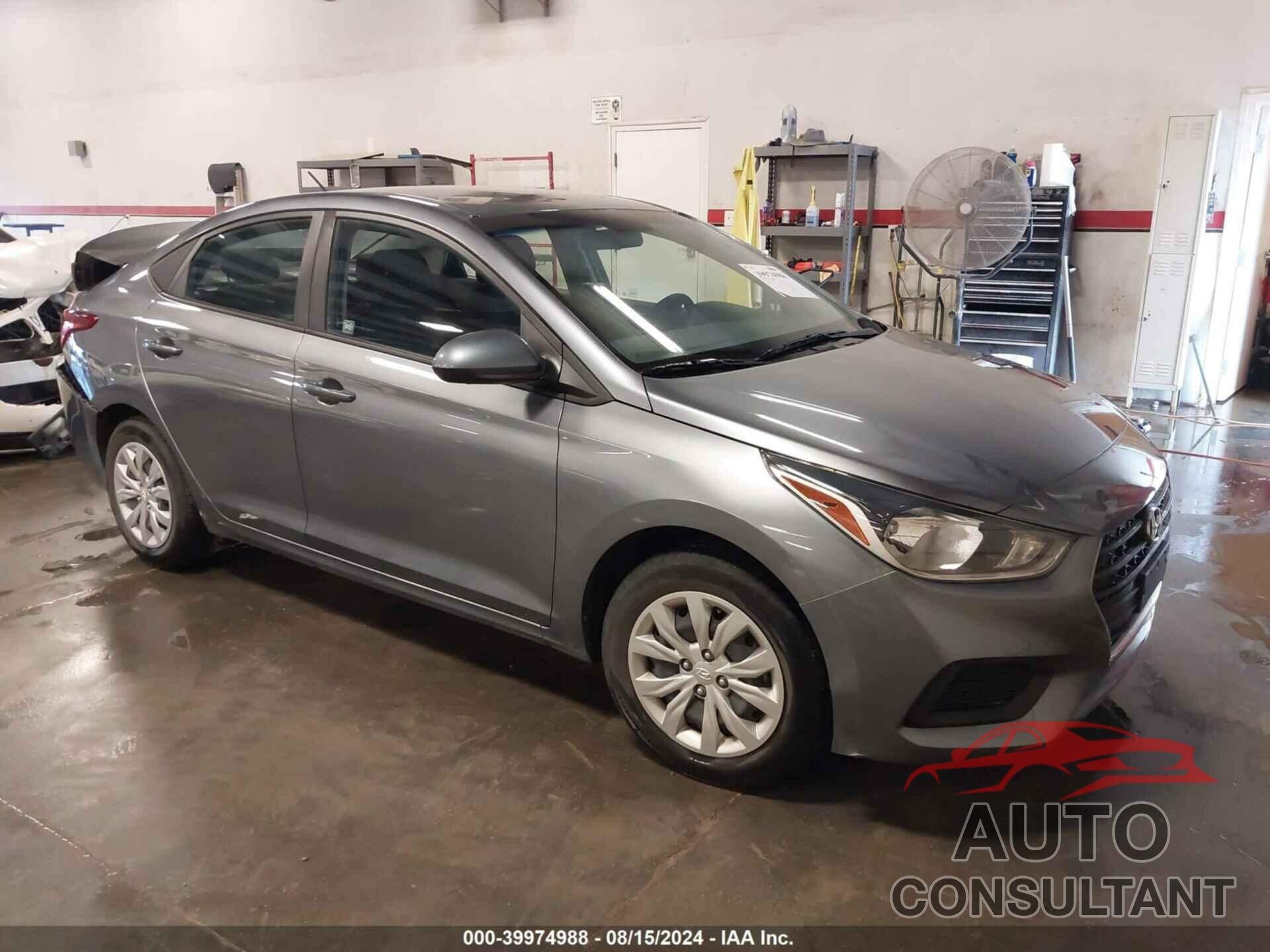 HYUNDAI ACCENT 2018 - 3KPC24A3XJE032387