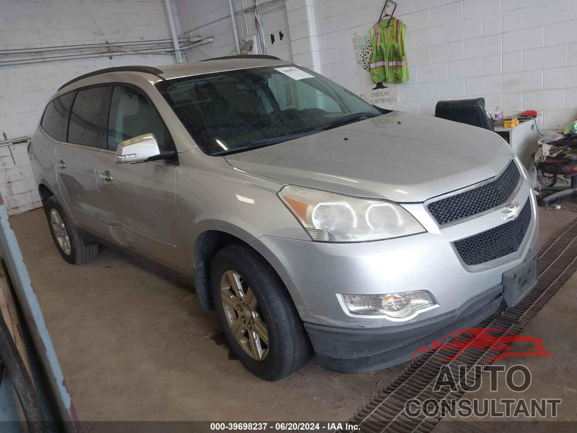 CHEVROLET TRAVERSE 2010 - 1GNLRFED0AS148423