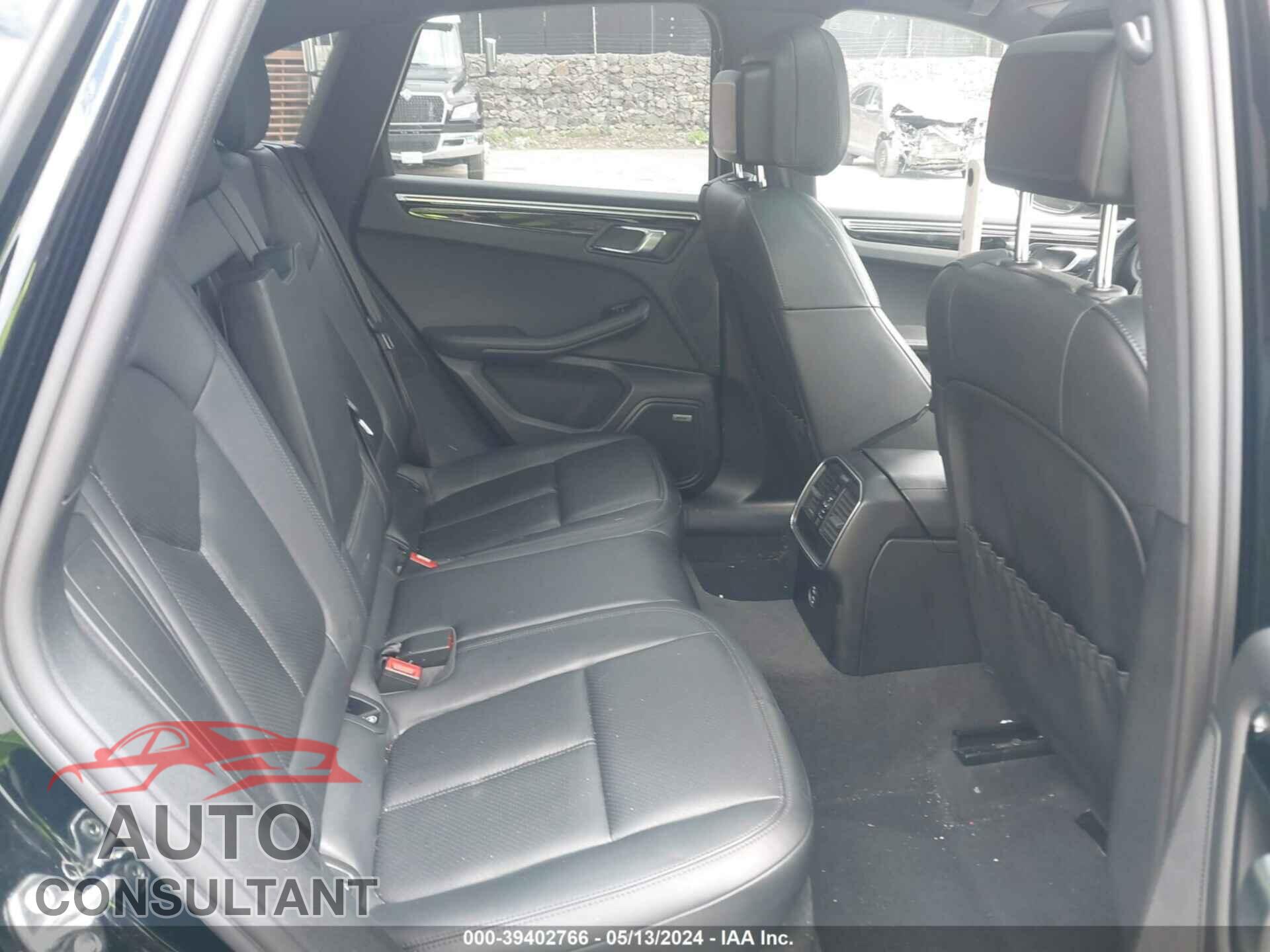PORSCHE MACAN 2021 - WP1AA2A50MLB00271