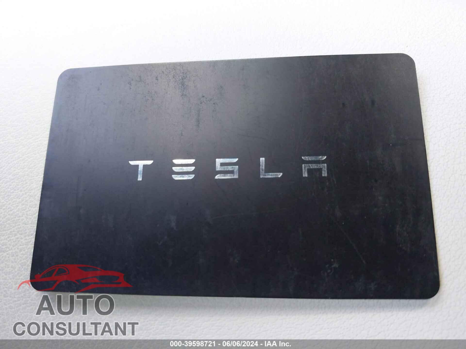TESLA MODEL 3 2021 - 5YJ3E1EC2MF936331