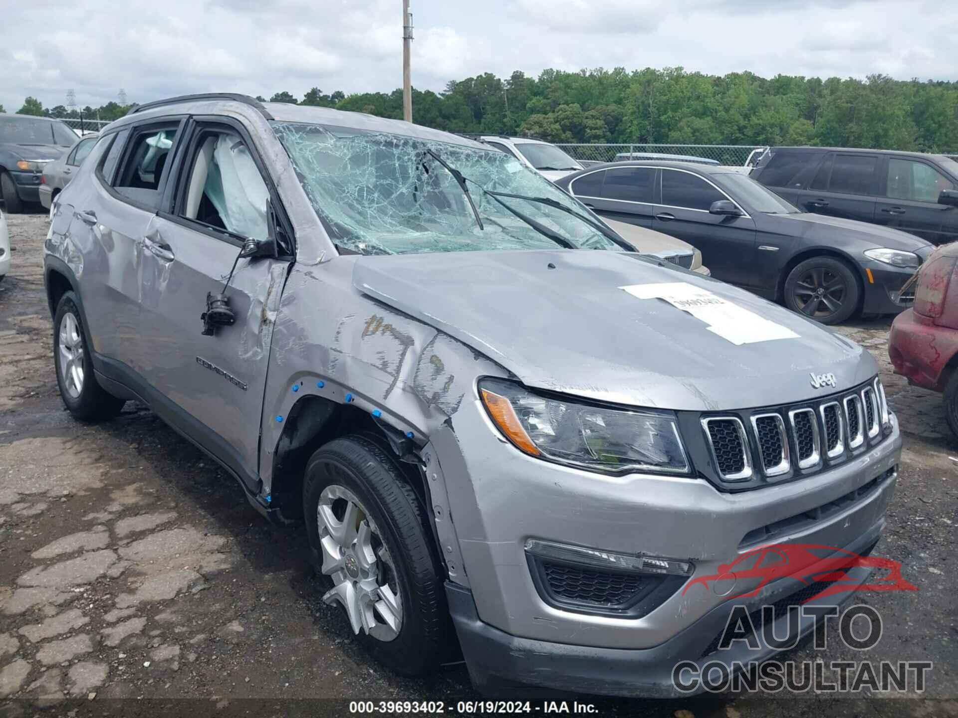 JEEP COMPASS 2018 - 3C4NJCAB0JT272072