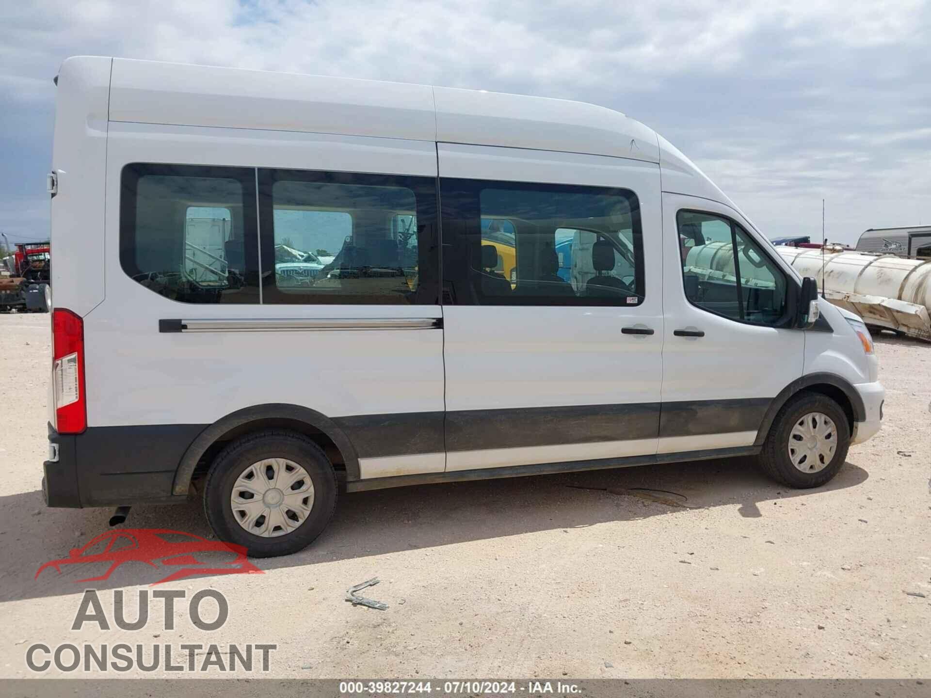 FORD TRANSIT-350 PASSENGER VAN 2022 - 1FBAX2X80NKA29182