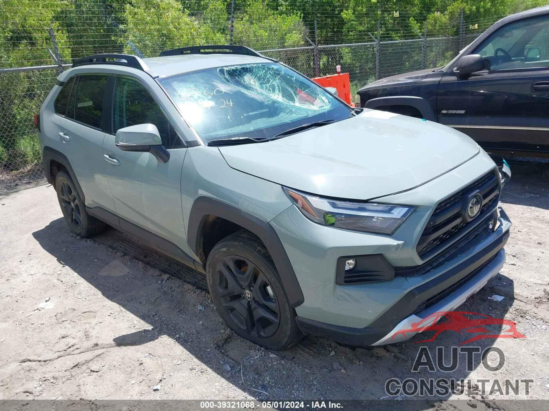 TOYOTA RAV4 2022 - 2T3J1RFV5NW275472