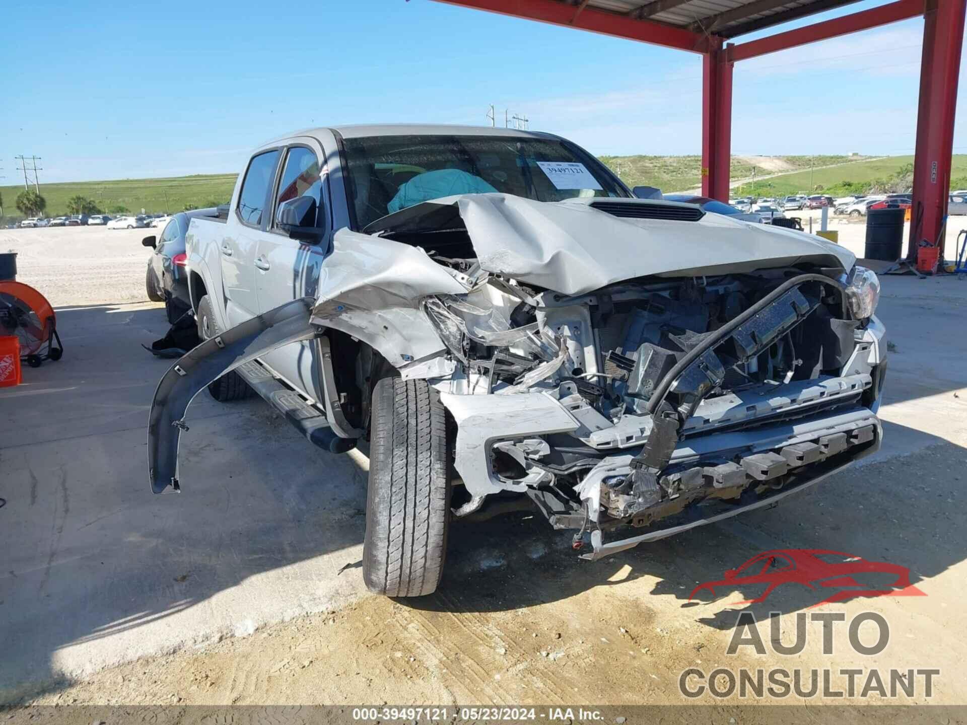 TOYOTA TACOMA 2021 - 5TFAZ5CN9MX112467