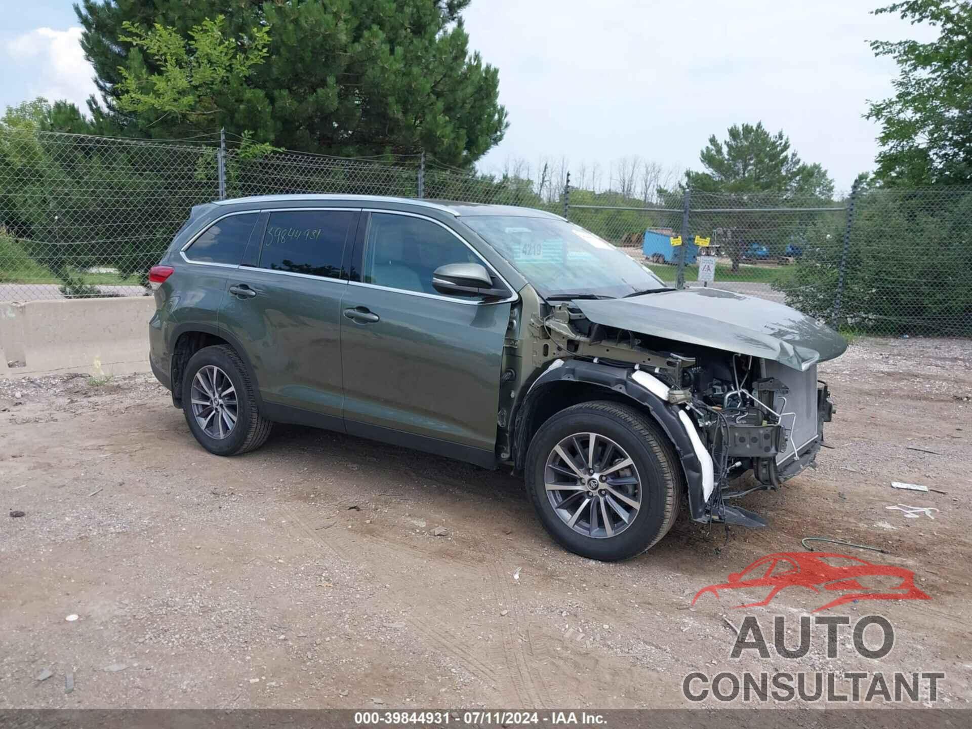 TOYOTA HIGHLANDER 2019 - 5TDJZRFH0KS701522