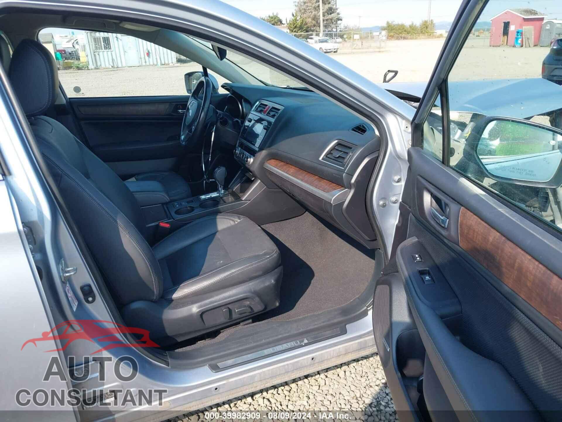 SUBARU OUTBACK 2017 - 4S4BSAKC8H3276285