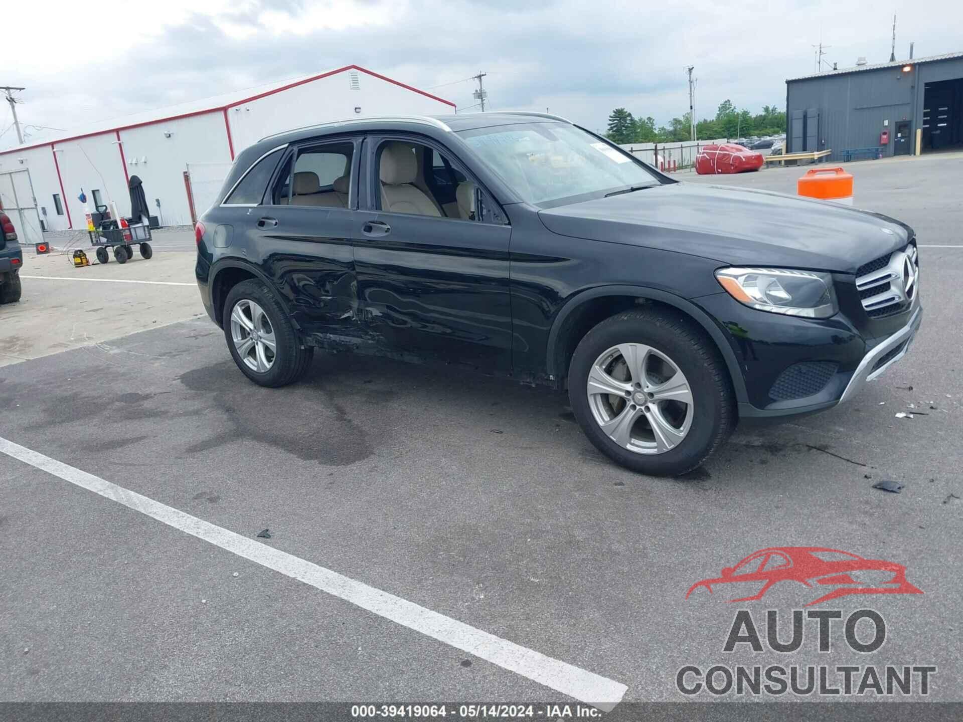 MERCEDES-BENZ GLC 300 2018 - WDC0G4JB9JV063583