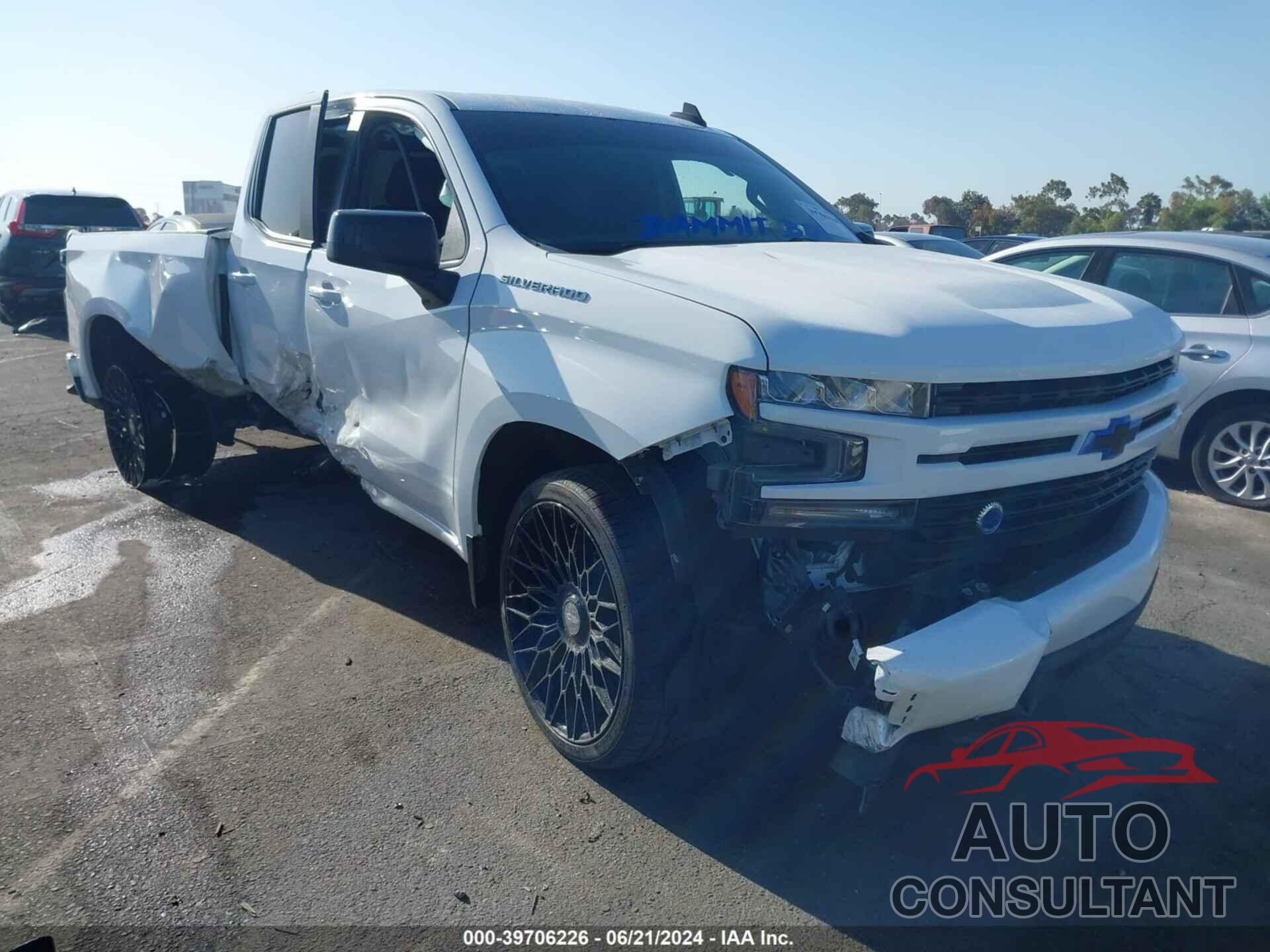 CHEVROLET SILVERADO 1500 2020 - 1GCRWDED3LZ343670