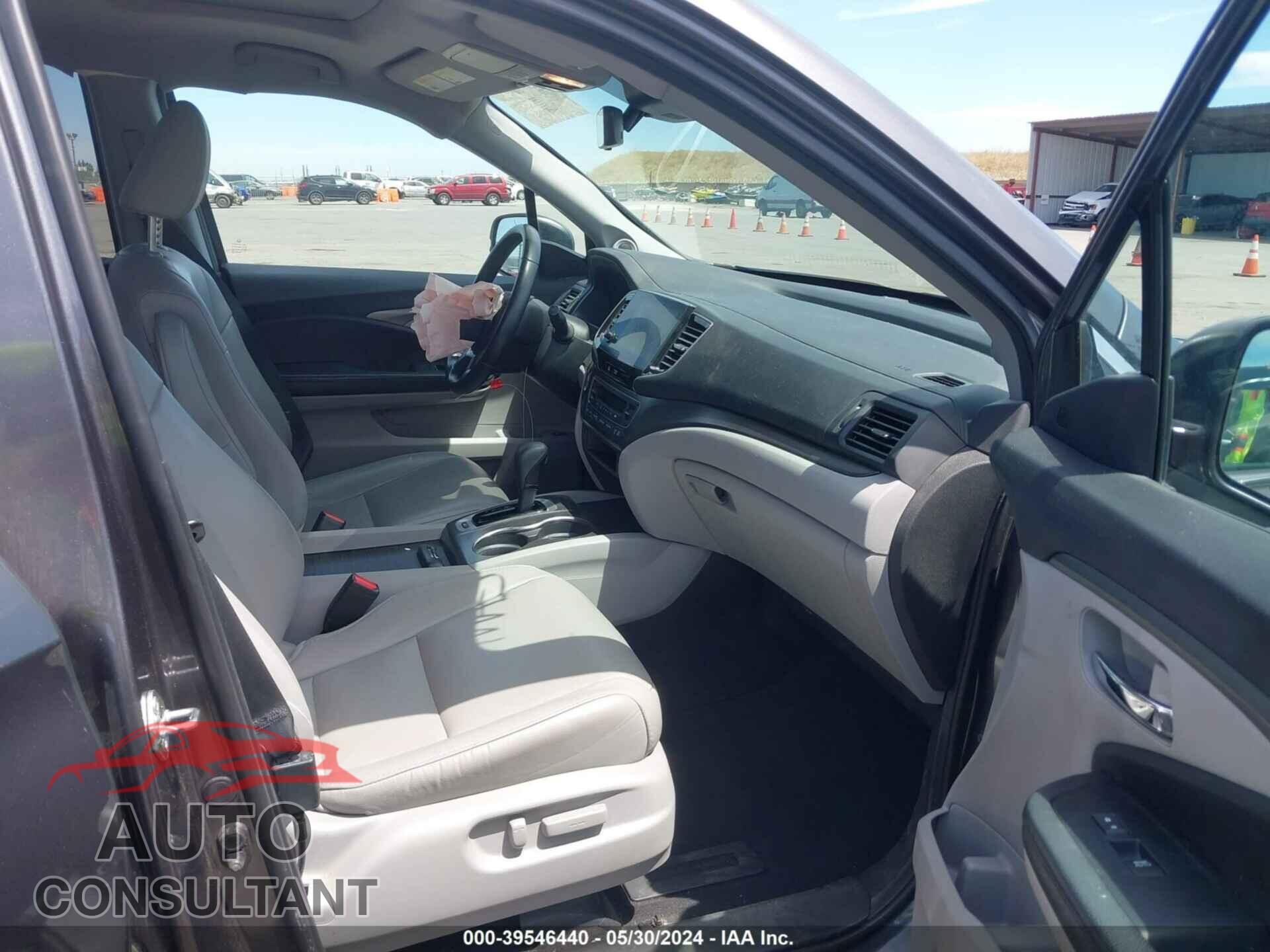 HONDA PILOT 2019 - 5FNYF6H58KB070242