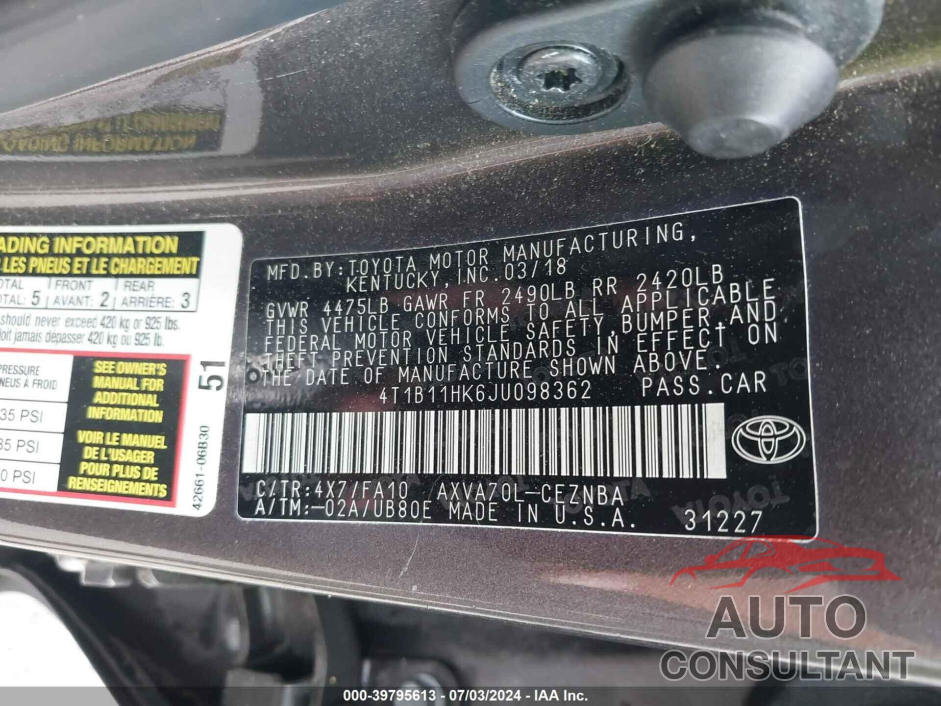 TOYOTA CAMRY 2018 - 4T1B11HK6JU098362