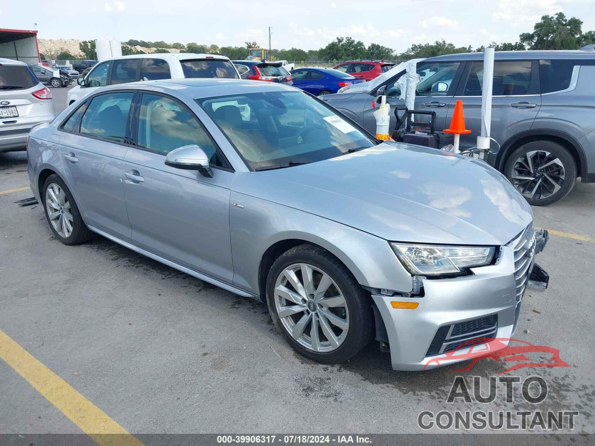 AUDI A4 2018 - WAUKMAF47JA067782