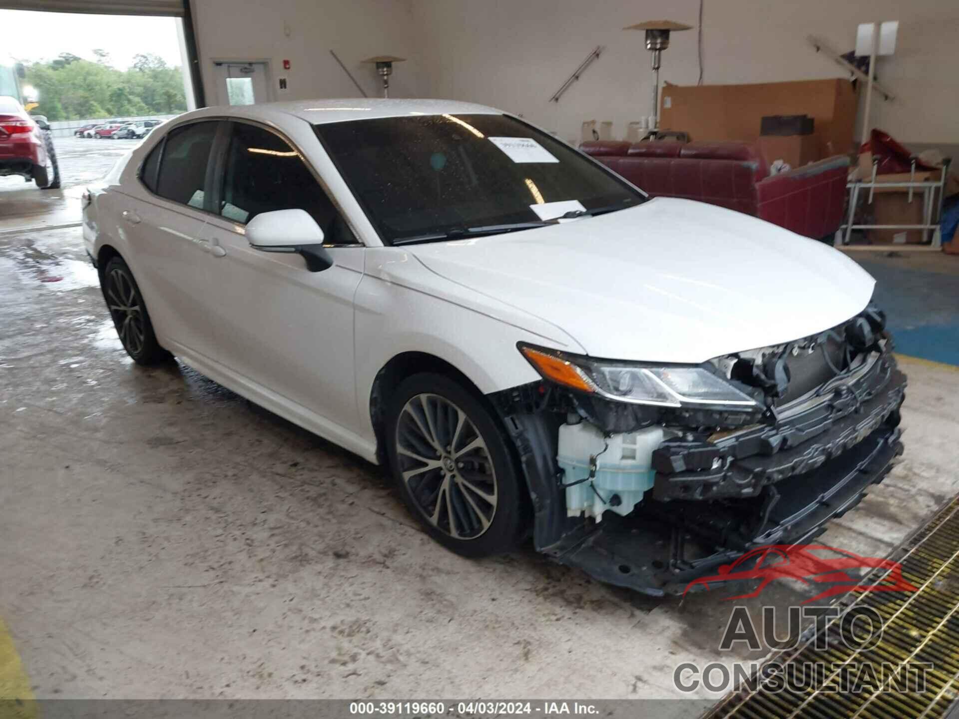 TOYOTA CAMRY 2019 - 4T1B11HK1KU831547