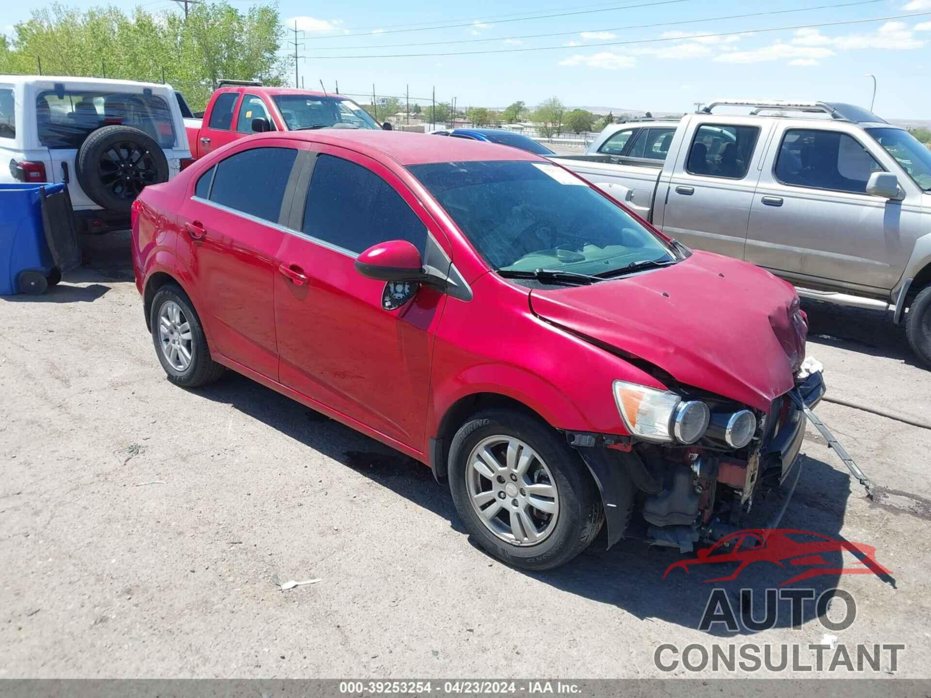 CHEVROLET SONIC 2016 - 1G1JC5SH2G4172067