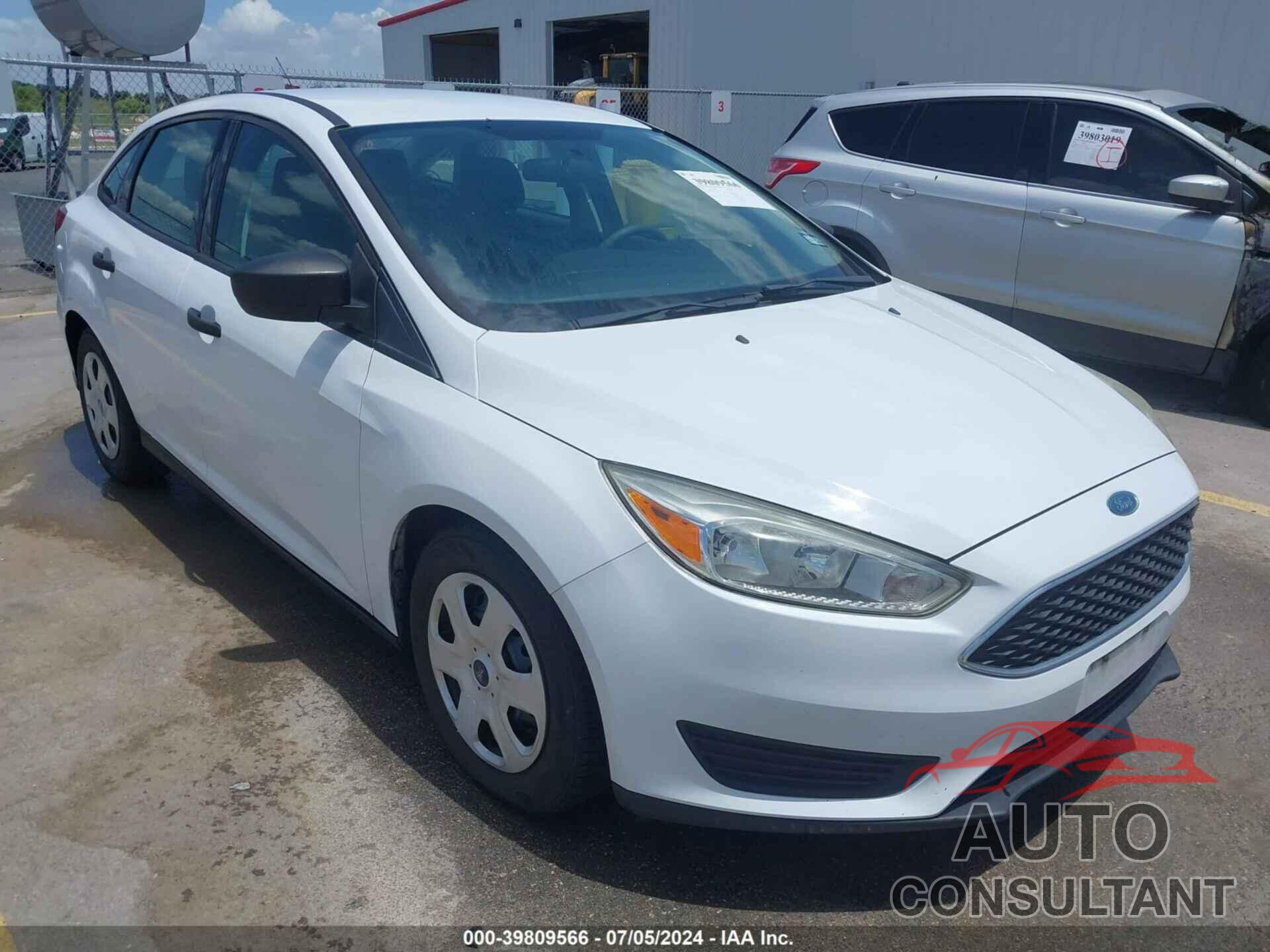 FORD FOCUS 2017 - 1FADP3E25HL290163