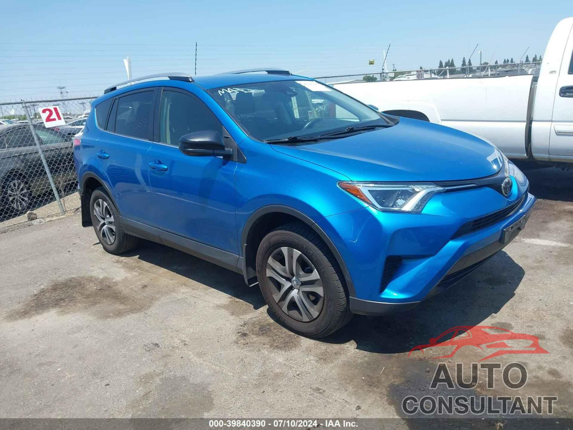 TOYOTA RAV4 2018 - JTMZFREV2JJ725870